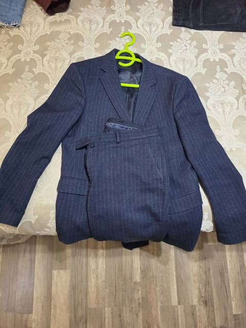 Kostyum yeni kimidir.1.70-1.75 boy 75-80 kq çəkidəki bəylər üçün yaxşı — 40 ₼ · Сумгайыт · Kostyum Kostyum yeni kimidir.1.70-1.75 boy 75-80 kq çəkidəki bəylər üçün yaxşı — Сумгайыт