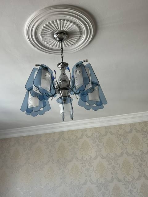 Çılçıraq, 6 lampa, Metal — 20 ₼ · Дигях · Tavan is?qlar? v? cilc?raqlar Çılçıraq, 6 lampa, Metal — Дигях