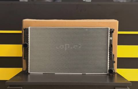 Su radiatoru BMW F30 328i — Баку