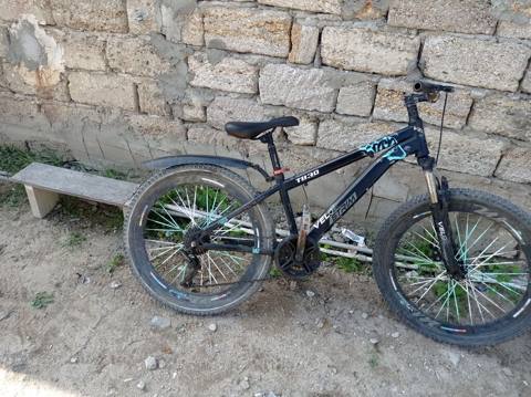 Velosiped Velostrim TB30 modelidir. Qara rəngli çərçivəyə malikdir və — 50 ₼ · Дигях · Dağ velosipedləri Velosiped Velostrim TB30 modelidir. Qara rəngli çərçivəyə malikdir və — Дигях