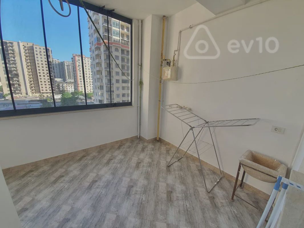 For rent: 4-room apartment (new building), 220 m² — Mənzil, Bakı (11)