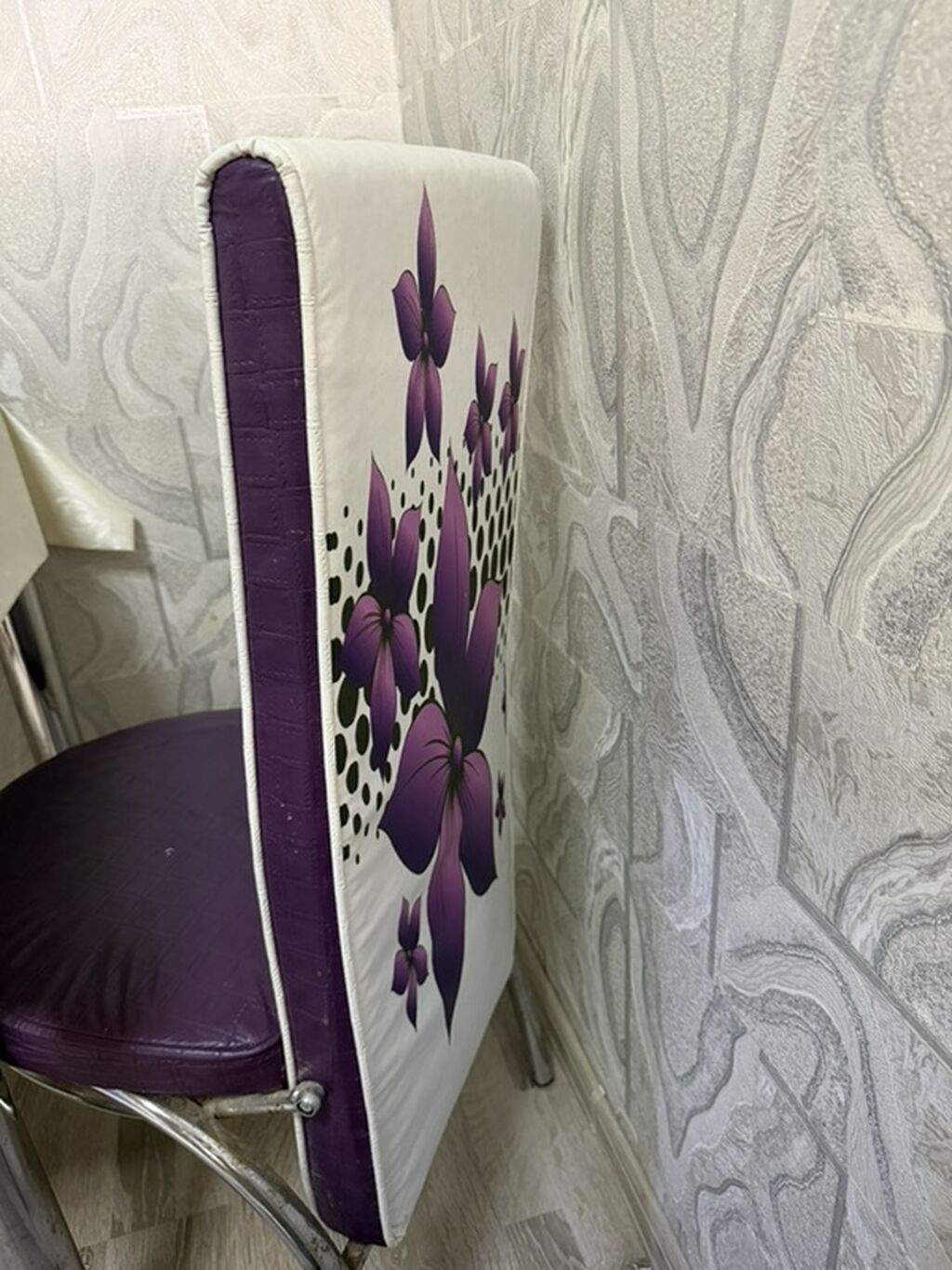 Mətbəx üçün, İşlənmiş, Açılan, Dördbucaq masa, 4 stul — Masalar və stullar, Bakı (2)
