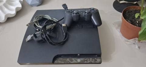 Sony PlayStation 3 (PS3) Slim oyun konsolu Xüsusiyyətlər: - PS3 Slim — Сумгайыт