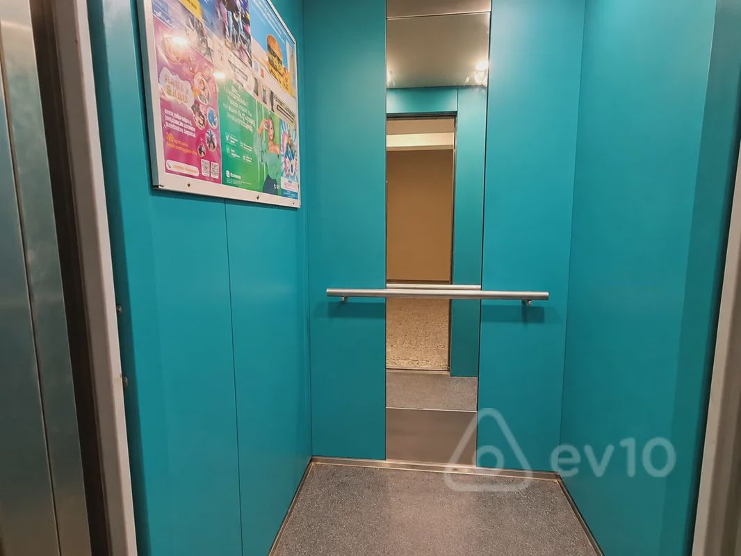For sale: 3-room apartment (old building), 60 m² — Mənzil, Bakı (10)