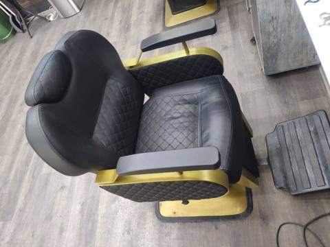 Bərbər/kirayə salon üçün cuzi endirim edecem peşəkar kreslo - Rəng — 290 ₼ · Баку · Kreslo Bərbər/kirayə salon üçün cuzi endirim edecem peşəkar kreslo - Rəng — Баку