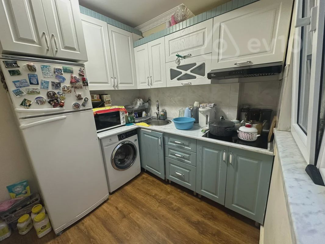 For sale: 2-room apartment (old building), 35 m² — Mənzil, Bakı (7)