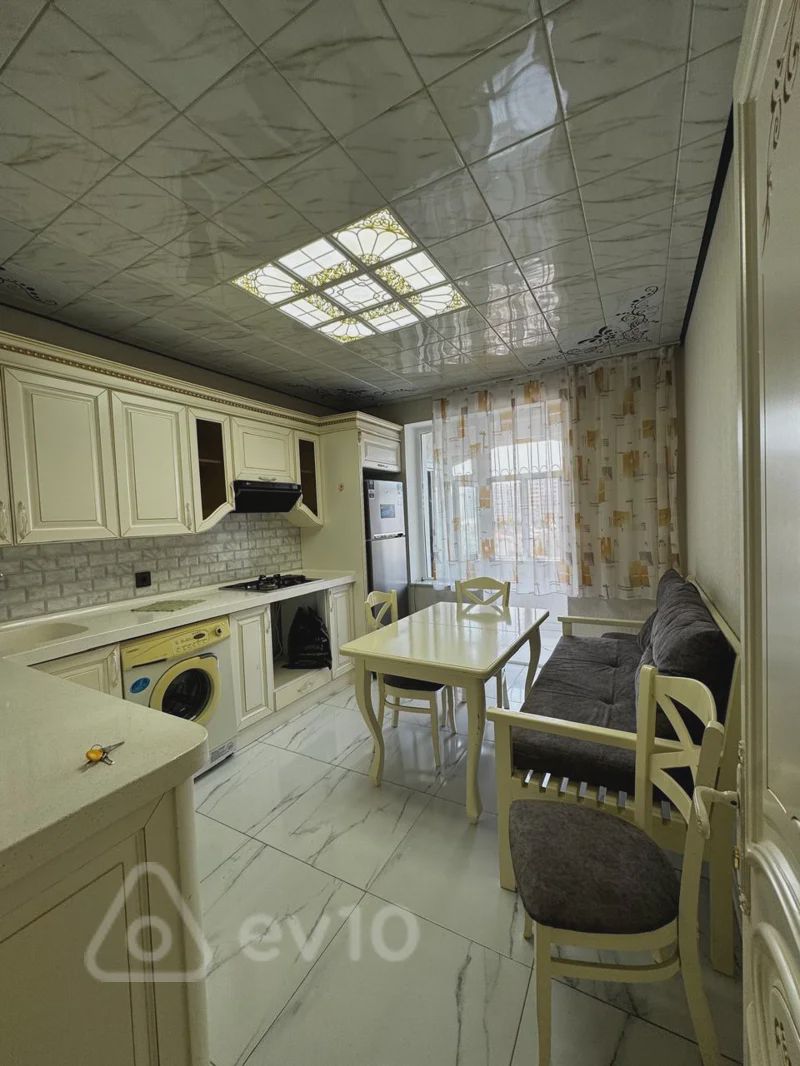For rent: 2-room apartment (old building), 60 m² — Mənzil, Bakı (12)