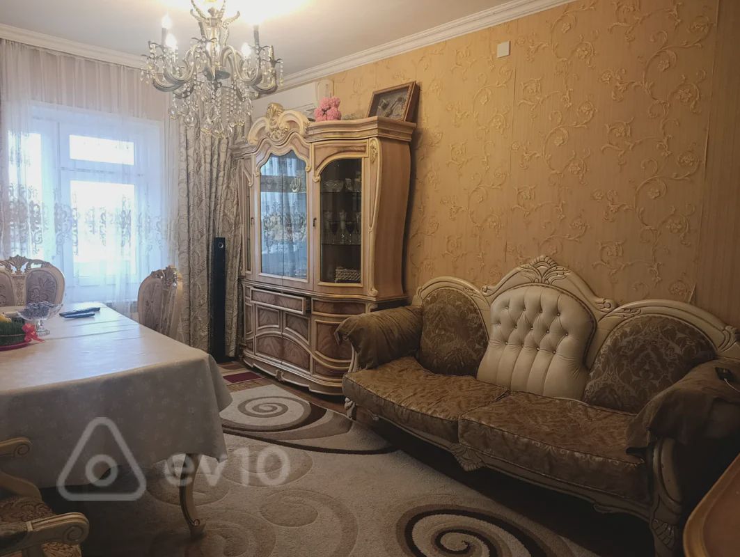 For sale: 2-room apartment (old building), 60 m² — Mənzil, Bakı (2)