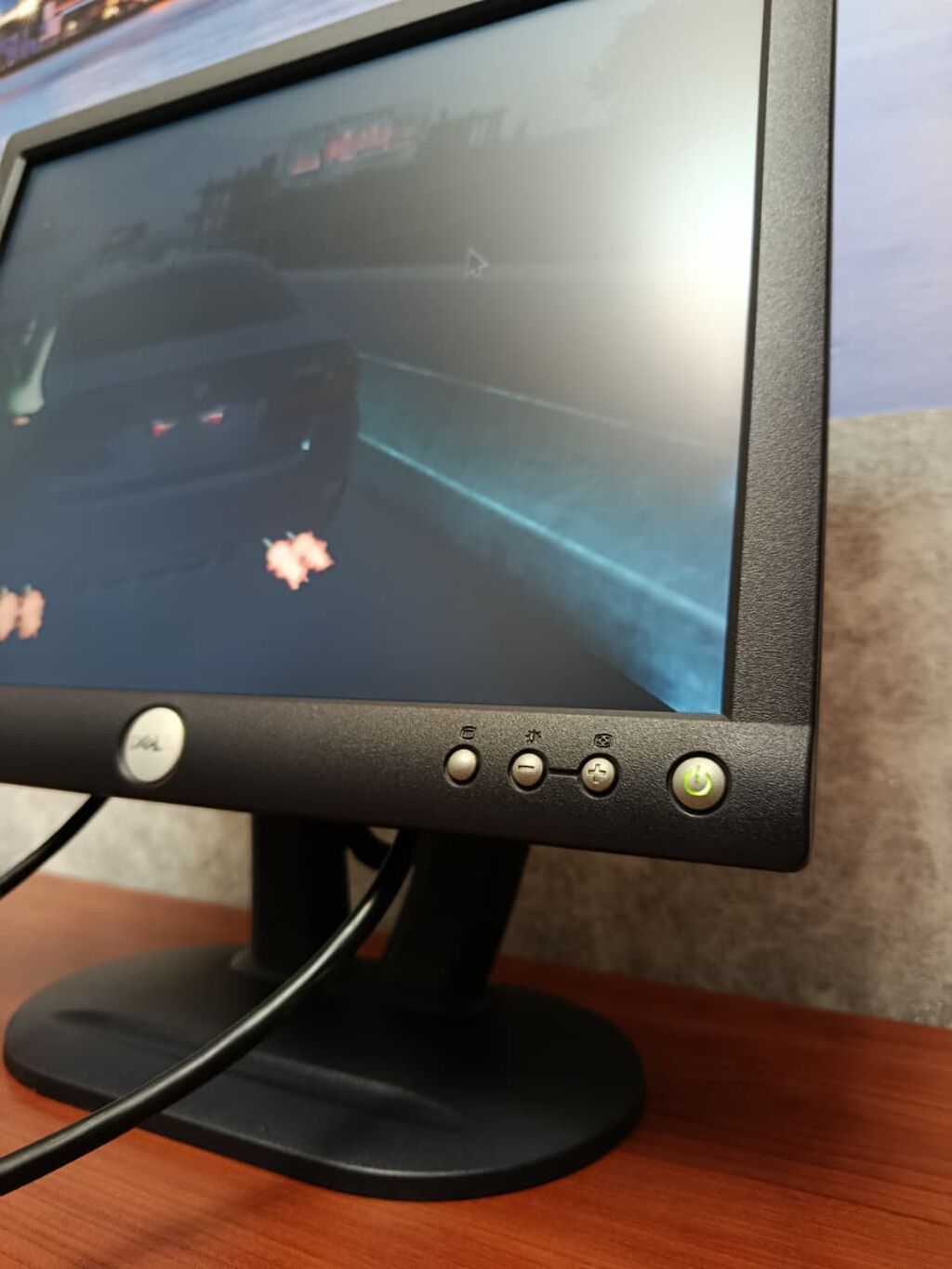 Məhsul orginaldır və problemsizdir. Ölçüsü 15 inch (düym) 1024*768 — Monitorlər, Bakı (3)