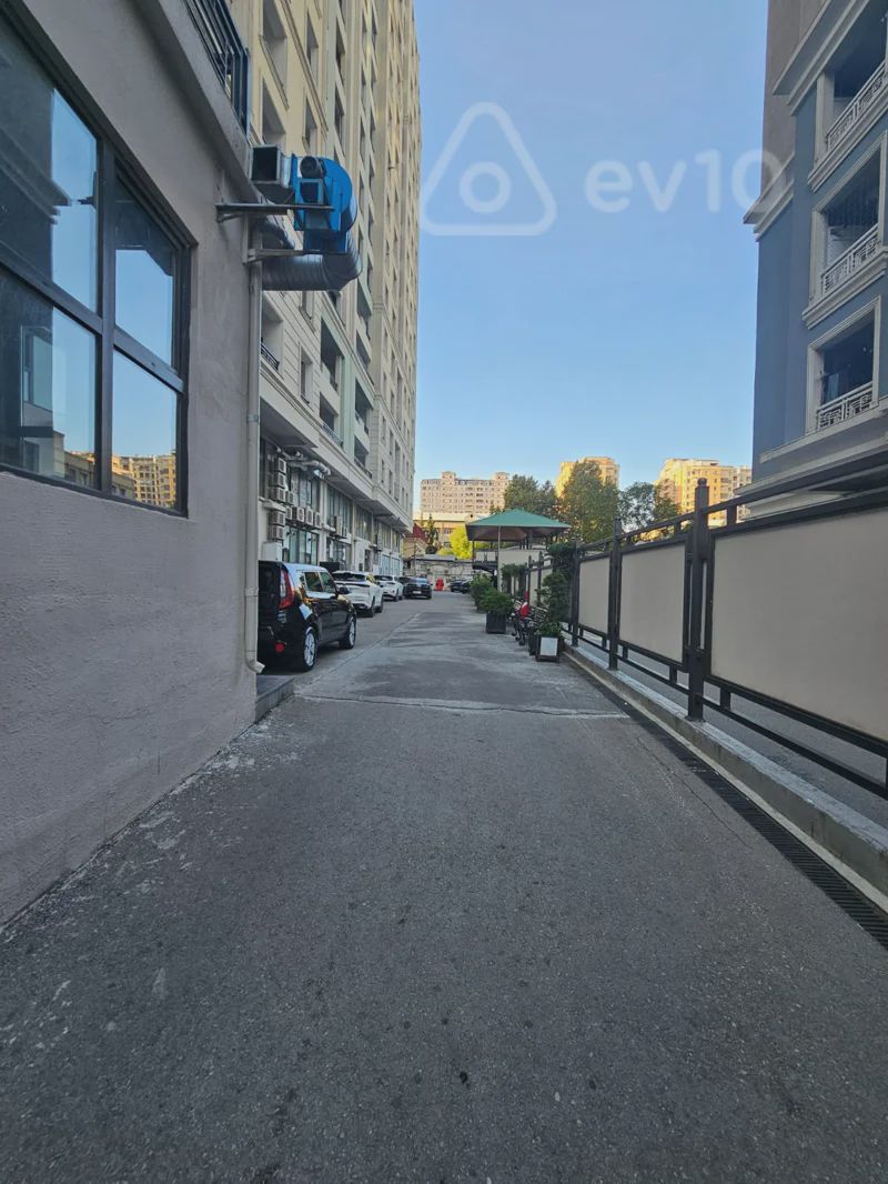 For sale: 3-room apartment (new building), 120 m² — Mənzil, Bakı (12)