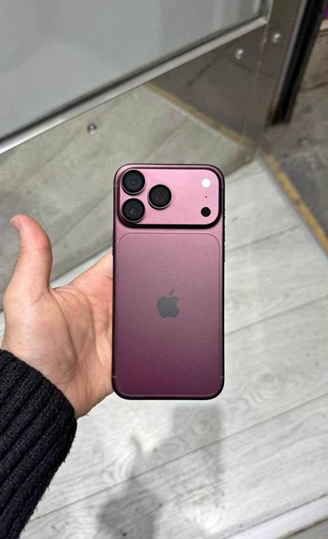 512 GB, Bordo, Hissə-hissə ödəniş — 3 000 ₼ · Digah · Apple iPhone 512 GB, Bordo, Hissə-hissə ödəniş — Digah