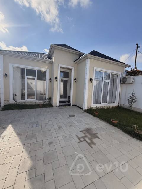 3 otaqlı həyət evi, 70 m², Bravo marketin arxasi Polis Akademiyasi yaxinligi yola 150m mesafe — Баку