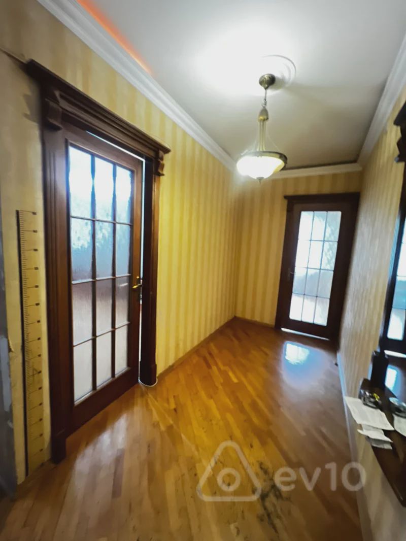 For sale: 2-room apartment (old building), 66 m² — Mənzil, Bakı (4)