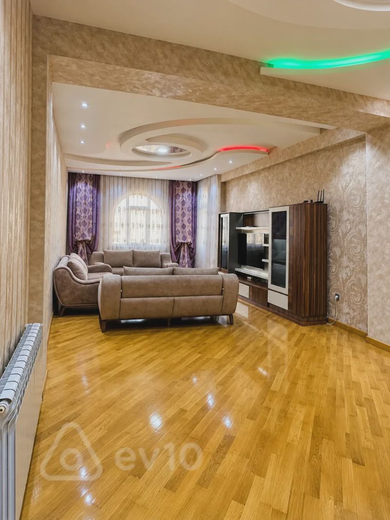 3 otaqlı mənzil, 140 m², Babək pr — Mənzil, Bakı (2)