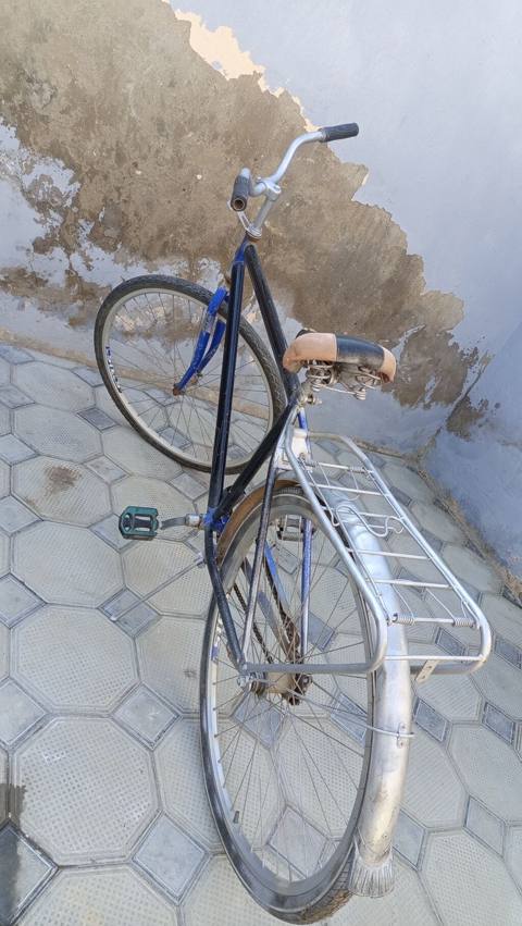 İşlənmiş Şəhər velosipedi Stels, 28", sürətlərin sayı: 1, Ünvandan götürmə — 80 ₼ · Баку · Yol velosipedləri İşlənmiş Şəhər velosipedi Stels, 28", sürətlərin sayı: 1, Ünvandan götürmə — Баку
