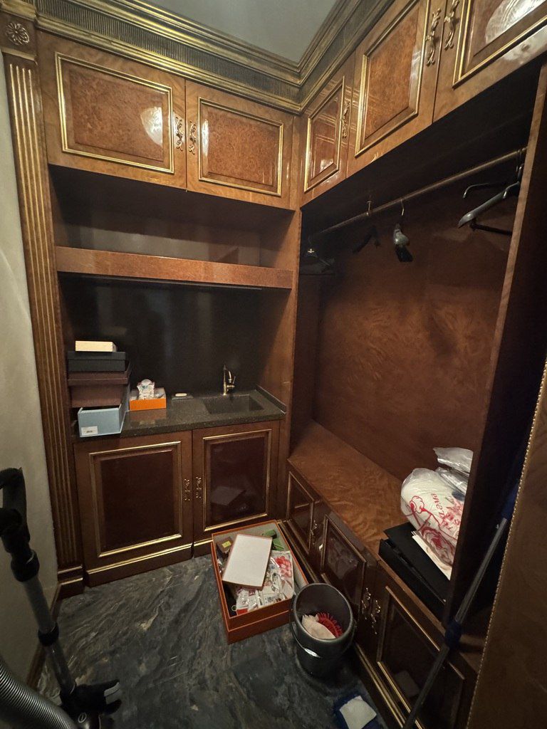 For sale: 3-room apartment (new building), 215 m² — Mənzil, Bakı (10)