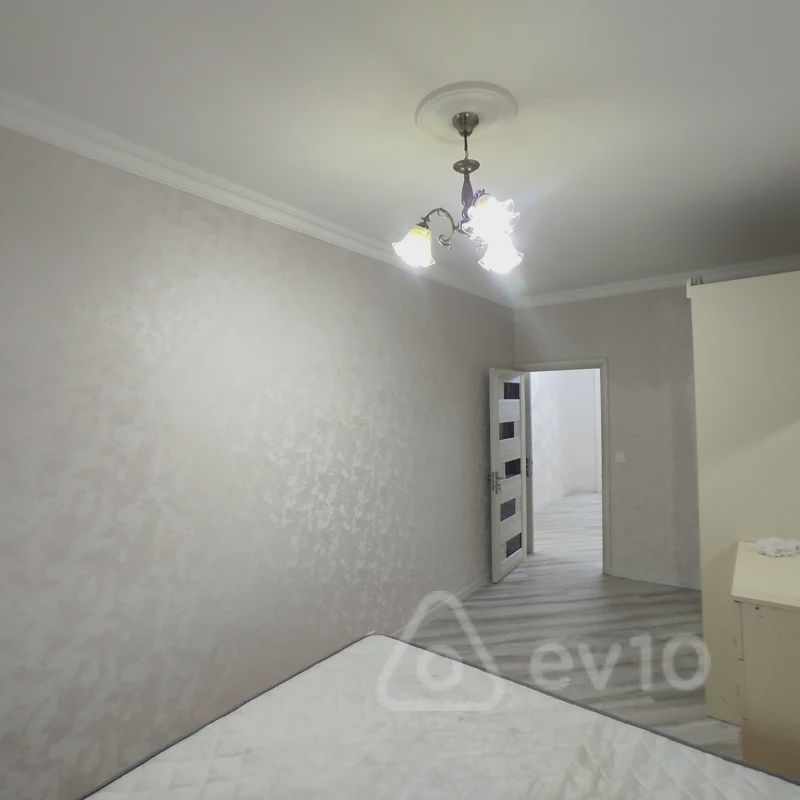 For sale: 2-room apartment (old building), 55 m² — Mənzil, Bakı (3)