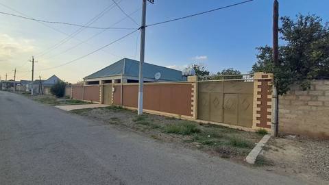 Salam gözəl insan gözəl belə bir həyət evimiz var samuxda yerləşir hər — 380 ₼ · 3 комн. · 8 сот. · Самух · Ev, villa Salam gözəl insan gözəl belə bir həyət evimiz var samuxda yerləşir hər — Самух