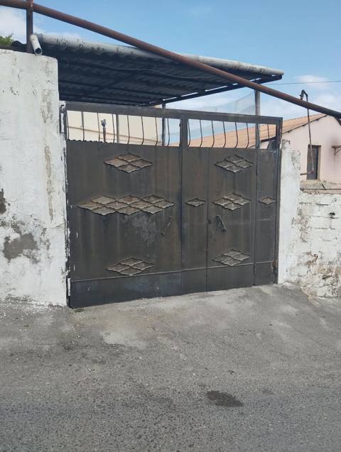 Darvaza 320/260sm 400azn 20ci sahe 4378 leliMetal həyət darvazası — 400 ₼ · Дигях · Pəncərələr, qapılar, balkonlar Darvaza 320/260sm 400azn 20ci sahe 4378 leliMetal həyət darvazası — Дигях