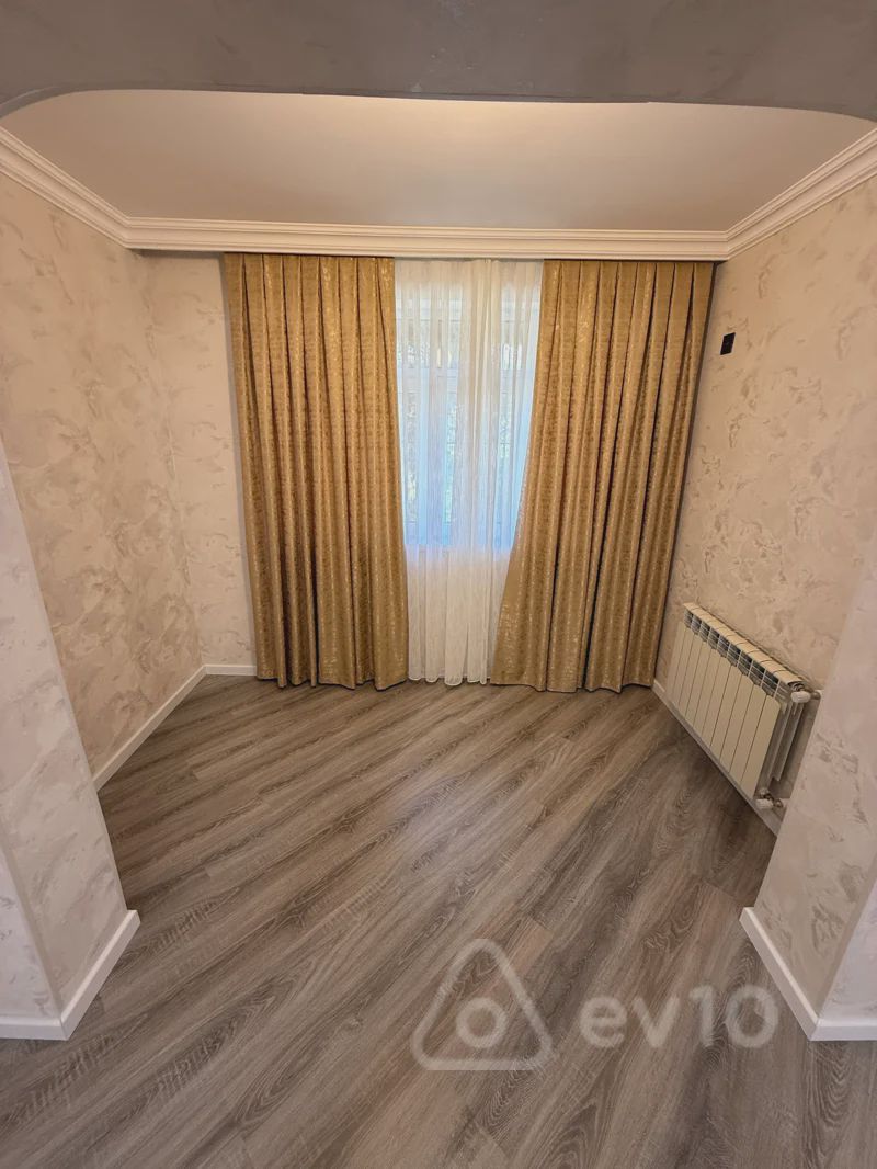 For sale: 3-room apartment (old building), 70 m² — Mənzil, Bakı (5)