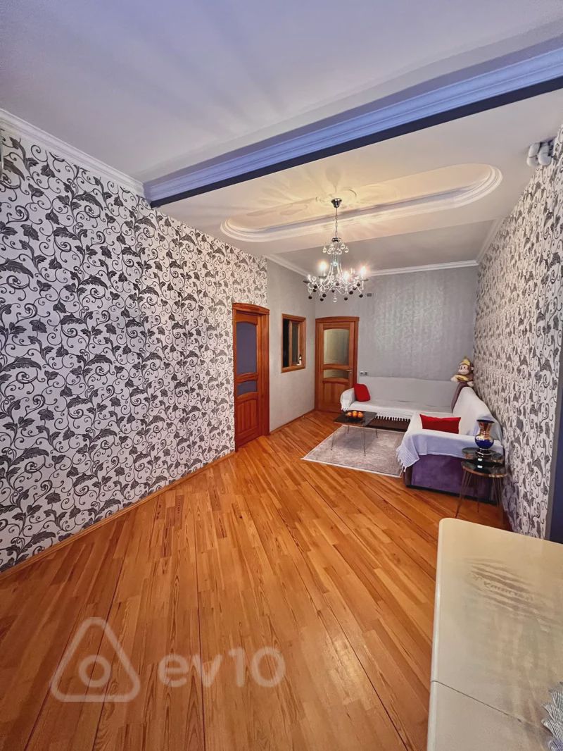 For sale: 3-room apartment (old building), 80 m² — Mənzil, Bakı (3)