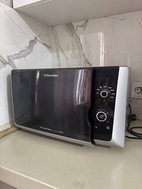 Electrolux mikrodalğalı soba - Brend/model: Electrolux (ön paneldə — 100 ₼ · Baku · Mikrodalğalı sobalar Electrolux mikrodalğalı soba - Brend/model: Electrolux (ön paneldə — Baku