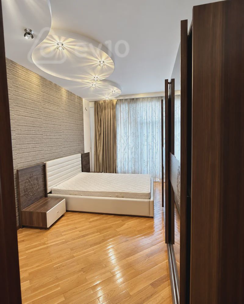 For sale: 4-room apartment (new building), 175 m² — Mənzil, Bakı (3)