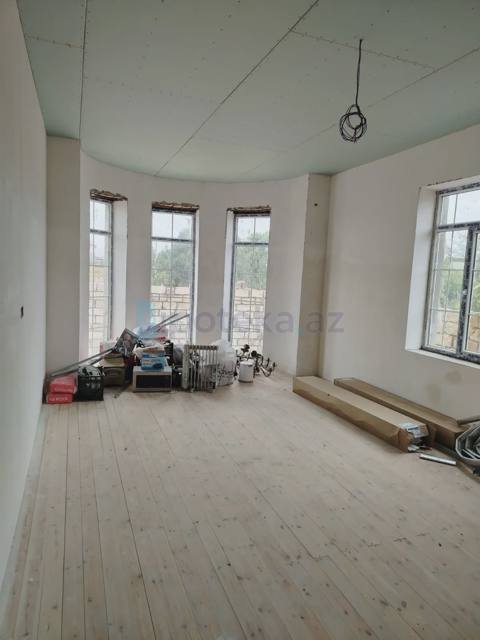 Satılır: 4 Otaq, Evlər/Villalar, Xəzər r., Buzovna q., 165.00 m² — Бузовна