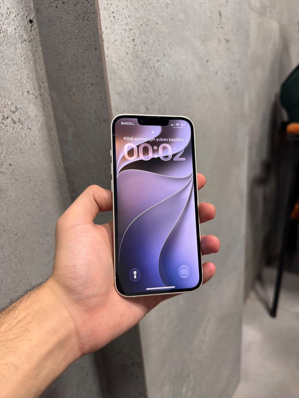 IPhone 13, 128 GB, Starlight, Zəmanət, Simsiz şarj, Face ID — Apple iPhone, Digah (2)