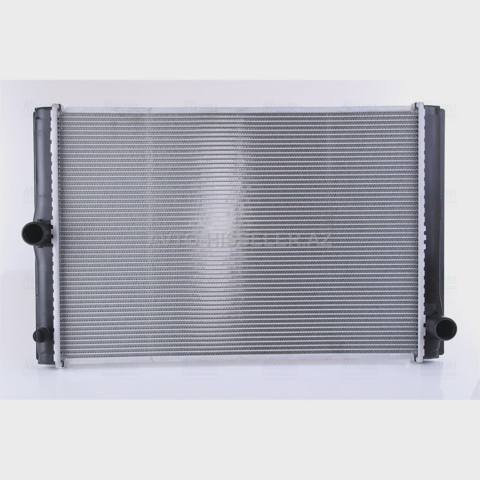 Toyota Auris su radiatoru — Баку