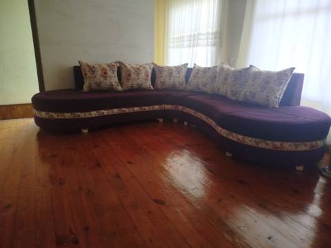 Qövs formalı künc divan - Rəng: tünd bənövşəyi (plum) gövdə, çiçək — 450 ₼ · Лиман · Divanlər Qövs formalı künc divan - Rəng: tünd bənövşəyi (plum) gövdə, çiçək — Лиман