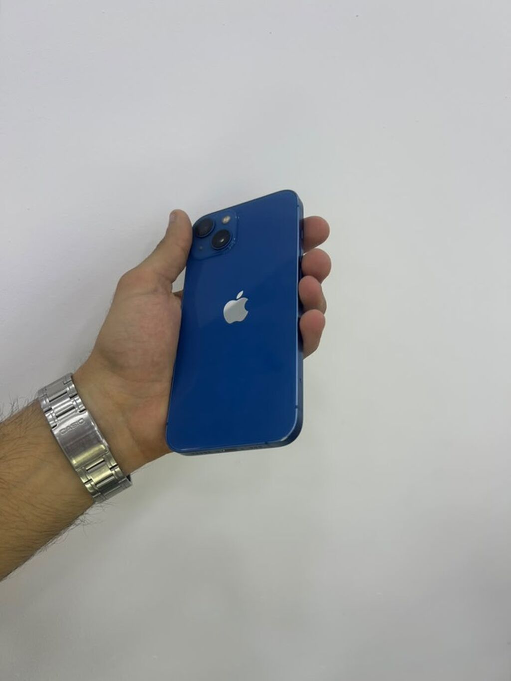 IPhone 13, Mavi, Simsiz şarj — Apple iPhone, Gəncə (5)