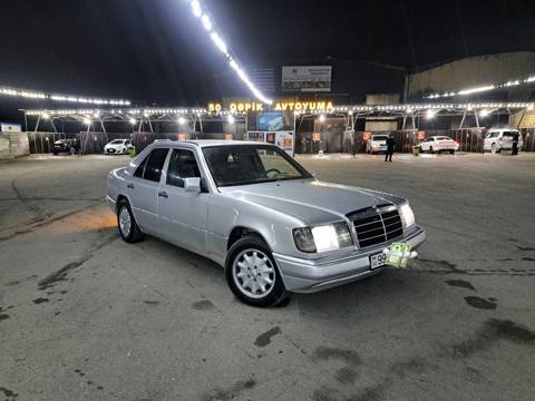 Mercedes-Benz W124: 2.2 l 1994 il Sedan — 6 200 ₼ · 1994 · 562 800 km · Дигях · Avtomobillər Mercedes-Benz W124: 2.2 l 1994 il Sedan — Дигях