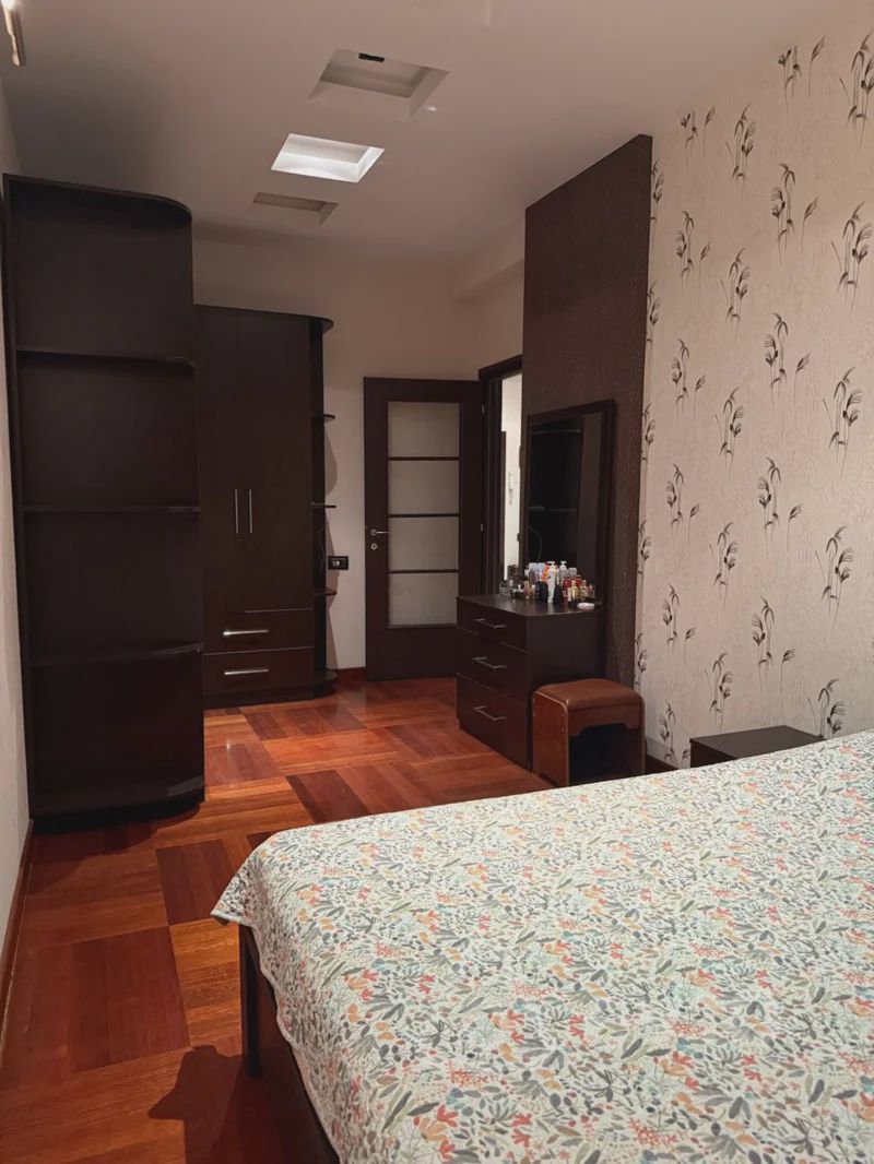 For sale: 2-room apartment (new building), 100 m² — Mənzil, Bakı (5)