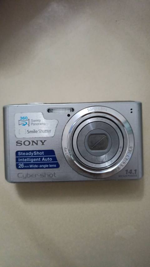 Sony Cyber-shot rəqəmsal fotoaparat - 14.1 MP həllolma - 4x optik — Xaçmaz