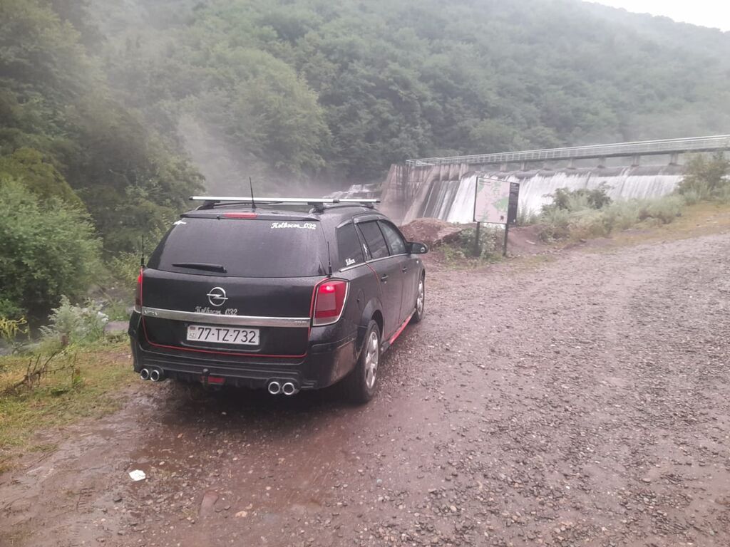 Opel Astra: 1.3 l 2006 il Universal 77-TZ-732 — Avtomobillər, Xırdalan (4)