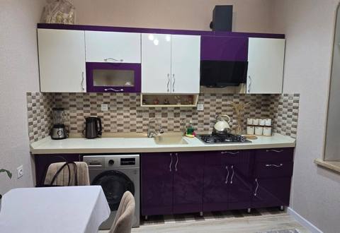 Mətbəx mebeli – modul dəst - Rəng: bənövşəyi/ağ ikiçəng kombinasiya — 200 ₼ · Masazır · Mətbəx mobilyası Mətbəx mebeli – modul dəst - Rəng: bənövşəyi/ağ ikiçəng kombinasiya — Masazır