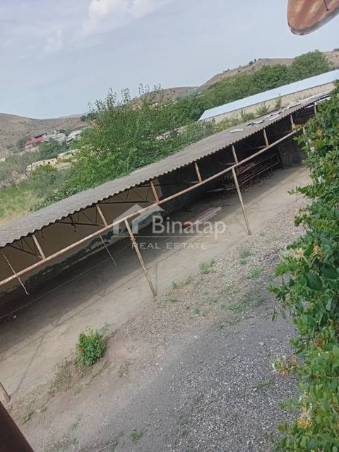 Satılır 4 otaqlı həyət evi / bağ evi 142.5 m², Şəmkir rayonu — Baku