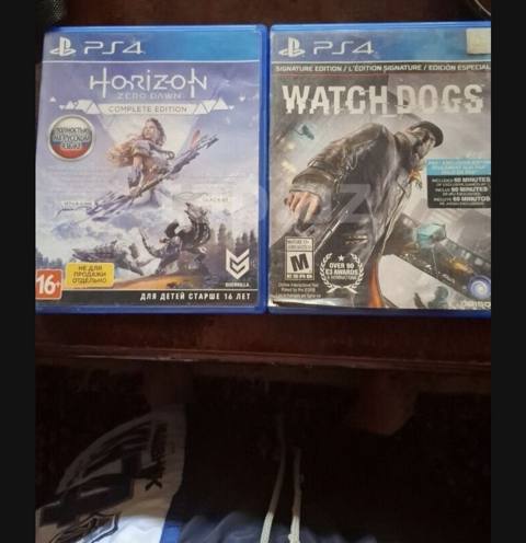 PS4 üçün iki fiziki disk oyun paketi 1) Horizon Zero Dawn: Complete — Baku