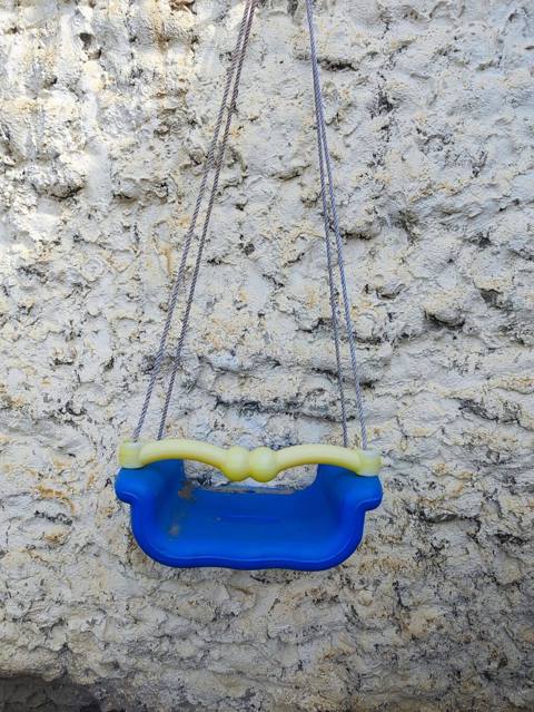 Uşaq yelləncəyi – asma tip - Material: möhkəm plastik oturacaq, qalın — Digah