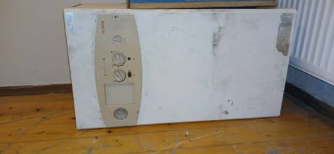 Bosch divar tipli qaz kombisi Model: Bosch ZWA 24-1 APM (etiketdə: B1 — Bakı