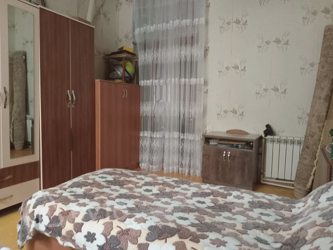 For sale: 2-room apartment (old building), 38 m² — Mənzil, Bakı (3)