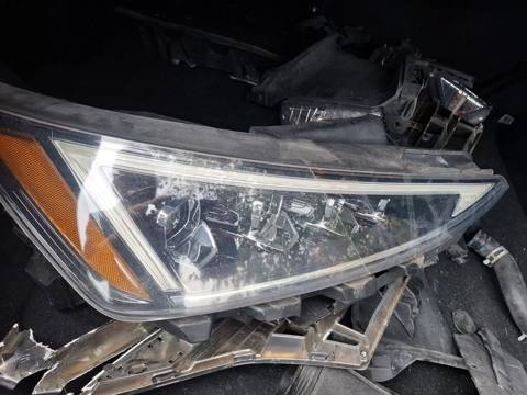Sol, Yaxın və uzaq vuran işıqlar Hyundai, 2019 il, Orijinal, İşlənmiş — Баку