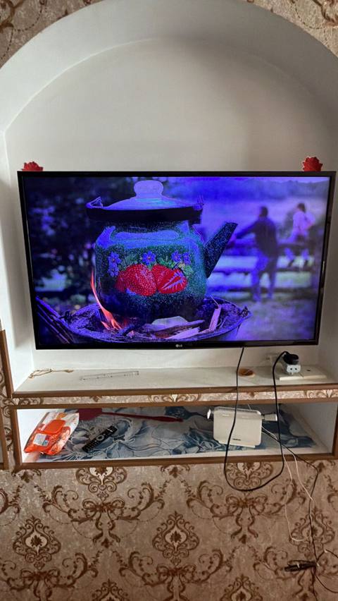 Renginde problem var. Solgun gosterir. Internetli televizordu — 400 ₼ · Baku · Televizorlar Renginde problem var. Solgun gosterir. Internetli televizordu — Baku