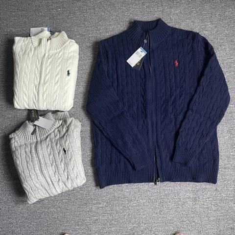 Ralph Lauren Polo kişi kardiqanı – fermuarlı, trikotaj kabel naxışlı — 70 ₼ · Bakı · Cempyer və sviter Ralph Lauren Polo kişi kardiqanı – fermuarlı, trikotaj kabel naxışlı — Bakı