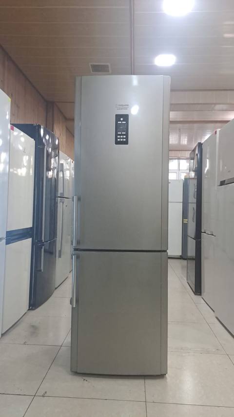 Hotpoint Ariston alt donduruculu soyuducu - Rəng: paslanmayan polad — 450 ₼ · Дигях · Soyuducular Hotpoint Ariston alt donduruculu soyuducu - Rəng: paslanmayan polad — Дигях