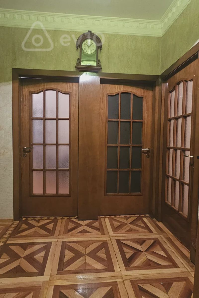 For sale: apartment (old building), 110 m² — Mənzil, Bakı (2)