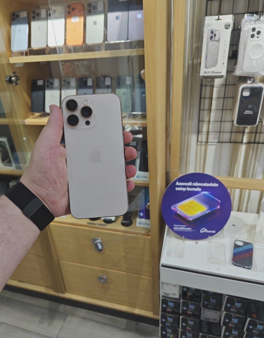 Apple iPhone 16 Pro Max, 8 GB — Smartfonlar, Bakı