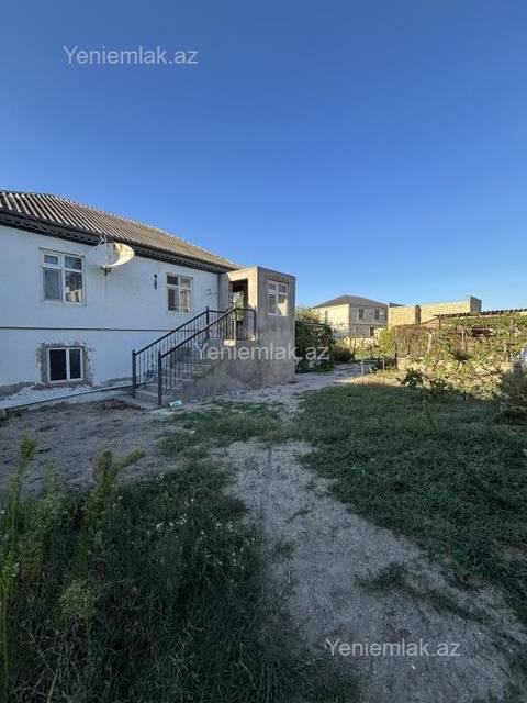 Satılır 4 otaqlı Həyət evi / Villa, 200 m², Corat bağları — 210 000 ₼ · Sumqayıt · Ev, villa Satılır 4 otaqlı Həyət evi / Villa, 200 m², Corat bağları — Sumqayıt