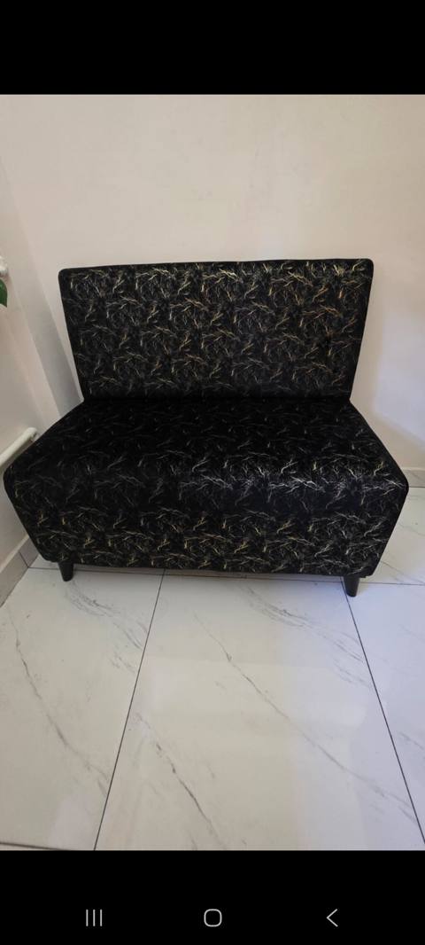 Mini-divan, İşlənmiş, Açılmayan, Bazasız, Parça, Çatdırılma yoxdur — 60 ₼ · Баку · Divanlər Mini-divan, İşlənmiş, Açılmayan, Bazasız, Parça, Çatdırılma yoxdur — Баку